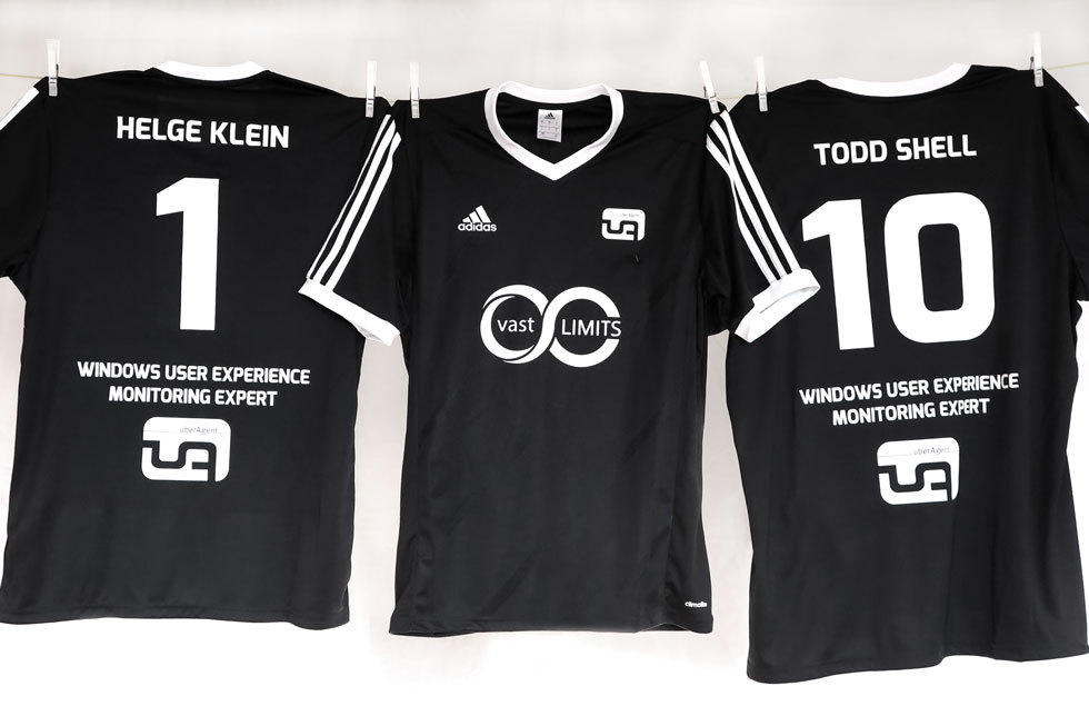 Team uberAgent football shirts for Splunk .conf